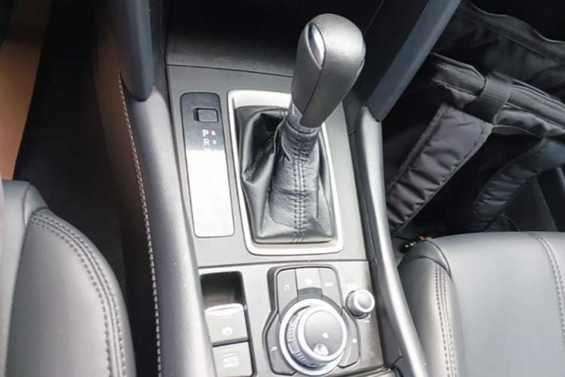 Used Mazda CX-4 2021 2.0L Automatic Two-Wheel Drive Blue Sky Dynamic Edition Gear Lever