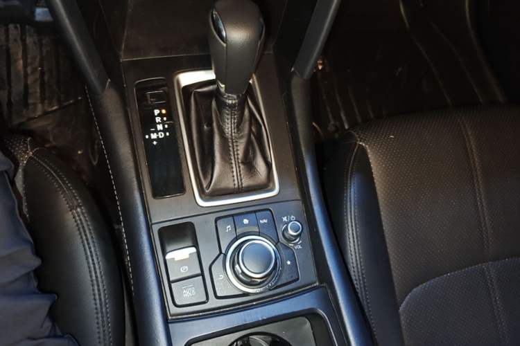 Used Mazda CX-4 2021 2.0L Automatic Two-Wheel Drive Blue Sky Dynamic Edition Gear Lever