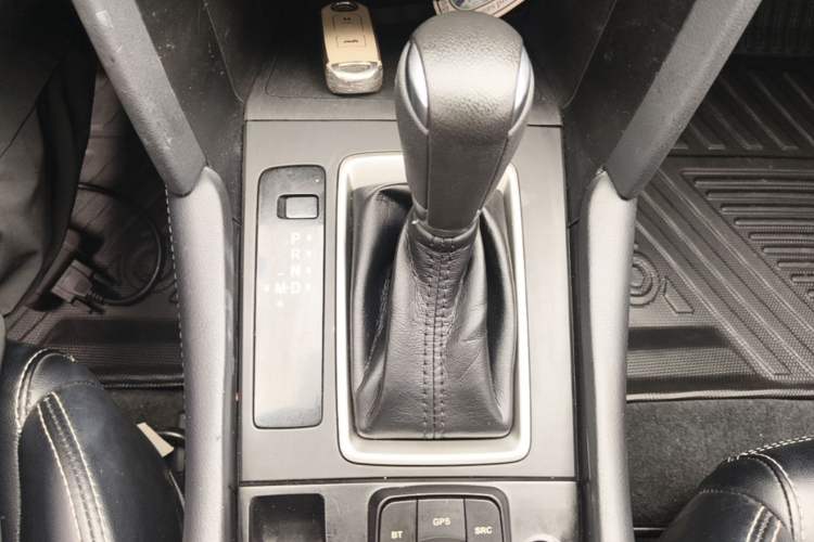 Used Mazda CX-4 2021 2.0L Automatic Two-Wheel Drive Blue Sky Dynamic Edition Gear Lever
