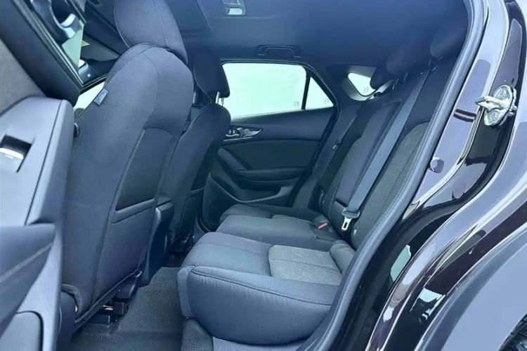 Used Mazda CX-4 2021 2.0L Automatic Two-Wheel Drive Blue Sky Exploration Edition Interior 6