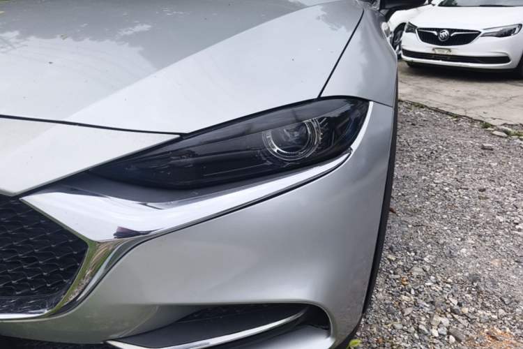 Used Mazda CX-4 2021 2.0L Automatic Two-Wheel Drive Blue Sky Dynamic Edition Left Front Headlight