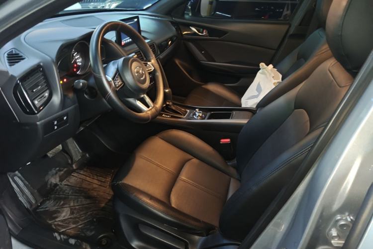 Used Mazda CX-4 2021 2.0L Automatic Two-Wheel Drive Blue Sky Dynamic Edition Left Front Seat