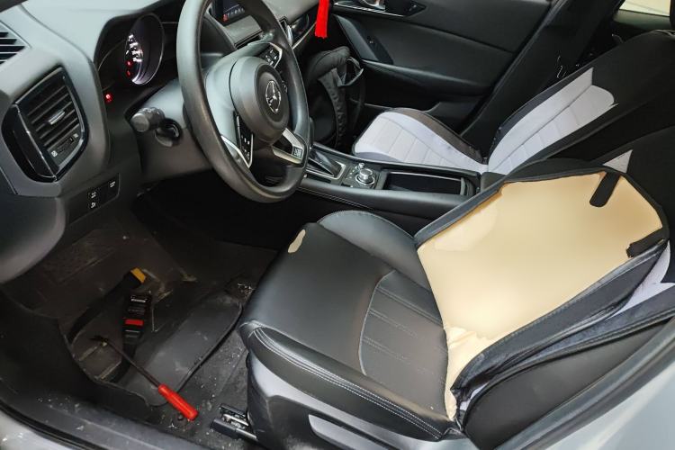 Used Mazda CX-4 2021 2.0L Automatic Two-Wheel Drive Blue Sky Dynamic Edition Left Front Seat