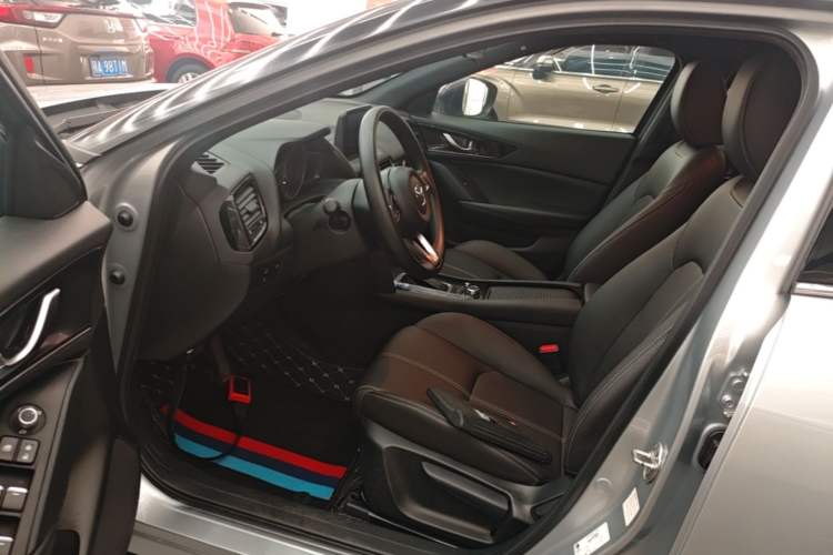 Used Mazda CX-4 2021 2.0L Automatic Two-Wheel Drive Blue Sky Dynamic Edition Left Front Seat