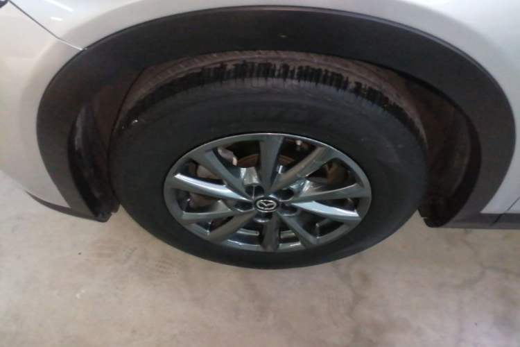 Used Mazda CX-4 2021 2.0L Automatic Two-Wheel Drive Blue Sky Dynamic Edition Left Front Wheel Hub