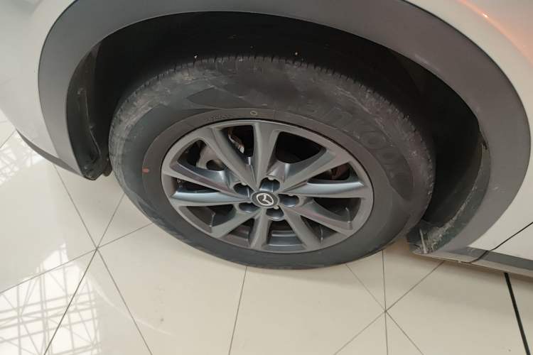 Used Mazda CX-4 2021 2.0L Automatic Two-Wheel Drive Blue Sky Dynamic Edition Left Front Wheel Hub
