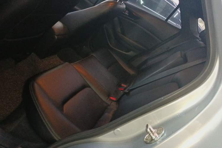 Used Mazda CX-4 2021 2.0L Automatic Two-Wheel Drive Blue Sky Dynamic Edition Left Rear Seat