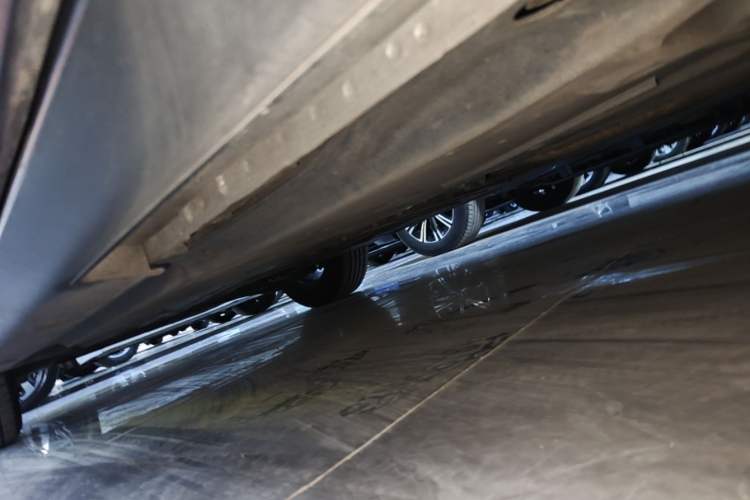 Used Mazda CX-4 2021 2.0L Automatic Two-Wheel Drive Blue Sky Dynamic Edition Left Side Sill