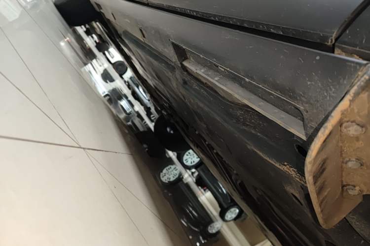Used Mazda CX-4 2021 2.0L Automatic Two-Wheel Drive Blue Sky Dynamic Edition Left Side Sill
