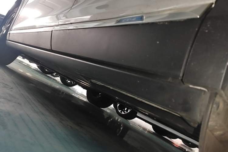 Used Mazda CX-4 2021 2.0L Automatic Two-Wheel Drive Blue Sky Dynamic Edition Left Side Sill