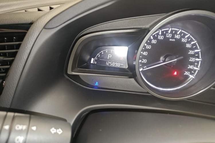 Used Mazda CX-4 2021 2.0L Automatic Two-Wheel Drive Blue Sky Dynamic Edition Odometer Close Up
