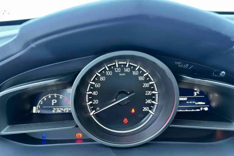 Used Mazda CX-4 2021 2.0L Automatic Two-Wheel Drive Blue Sky Exploration Edition Odometer Close Up