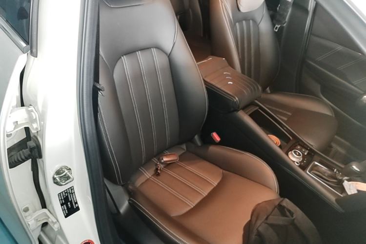 Used Mazda CX-4 2021 2.0L Automatic Two-Wheel Drive Blue Sky Dynamic Edition Right Front Seat