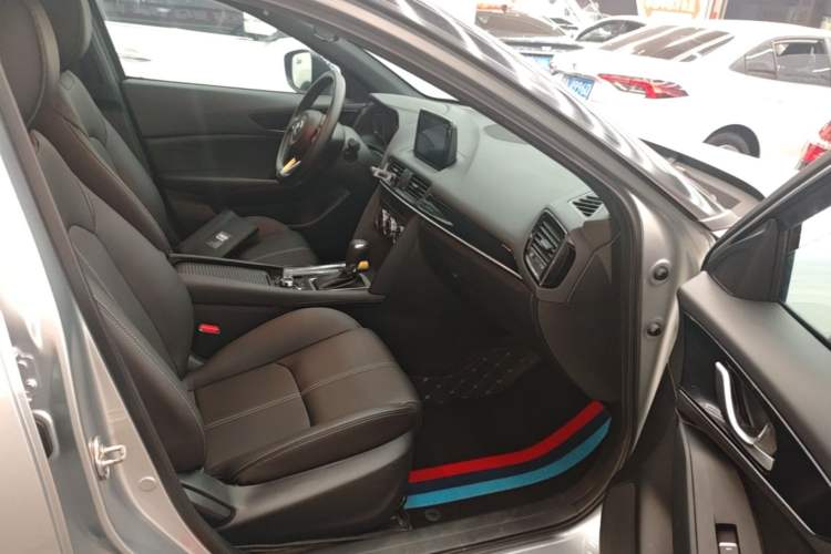 Used Mazda CX-4 2021 2.0L Automatic Two-Wheel Drive Blue Sky Dynamic Edition Right Front Seat