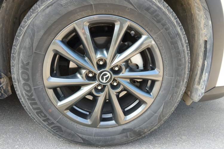 Used Mazda CX-4 2021 2.0L Automatic Two-Wheel Drive Blue Sky Dynamic Edition Right Front Wheel Hub