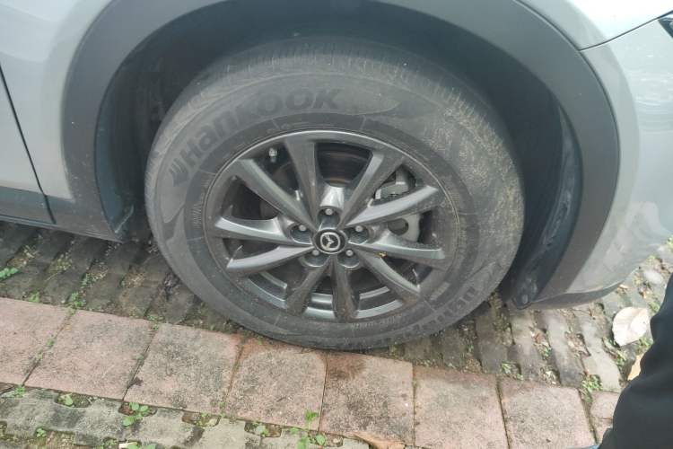 Used Mazda CX-4 2021 2.0L Automatic Two-Wheel Drive Blue Sky Exploration Edition Right Front Wheel Hub