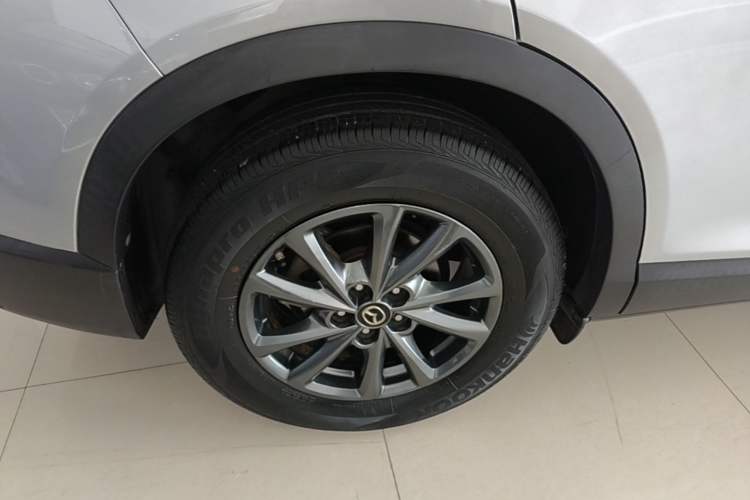 Used Mazda CX-4 2021 2.0L Automatic Two-Wheel Drive Blue Sky Dynamic Edition Right Rear Wheel Hub