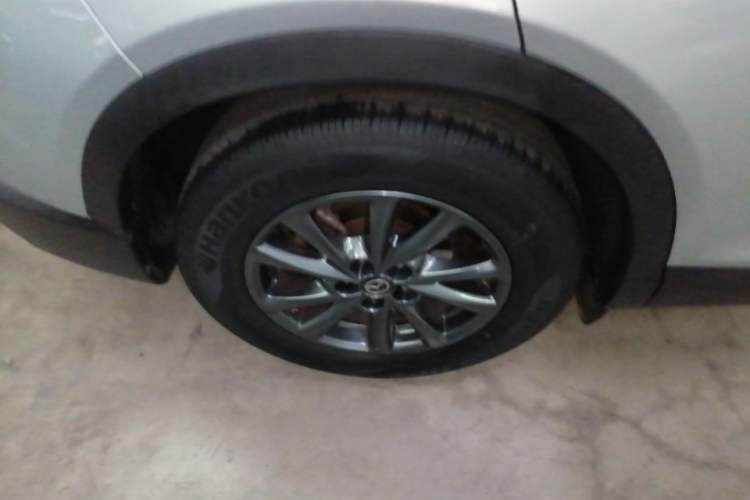 Used Mazda CX-4 2021 2.0L Automatic Two-Wheel Drive Blue Sky Dynamic Edition Right Rear Wheel Hub