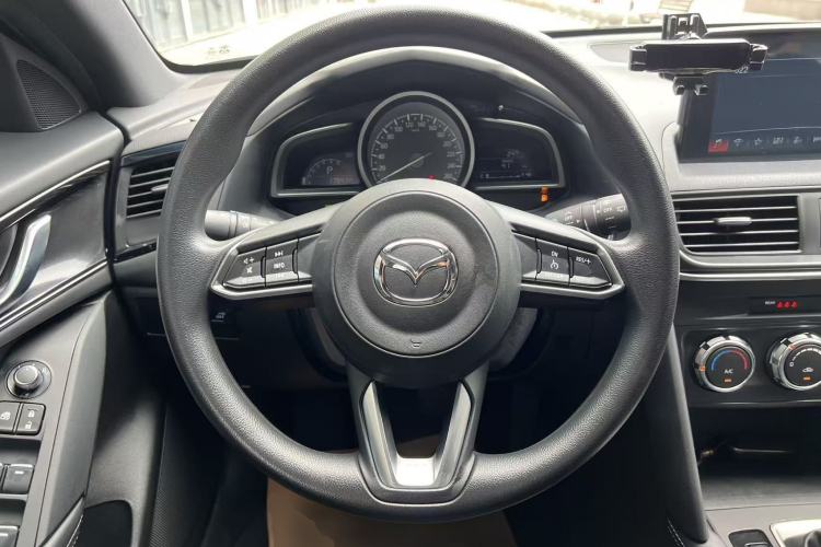 Used Mazda CX-4 2021 2.0L Automatic Two-Wheel Drive Blue Sky Dynamic Edition Steering Wheel
