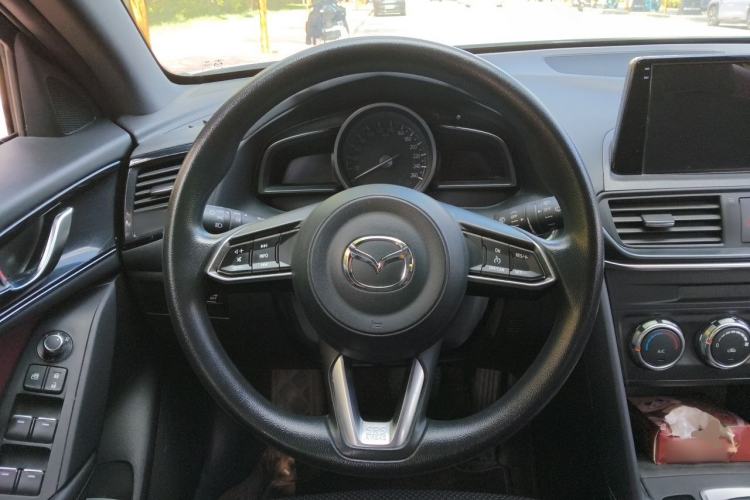 Used Mazda CX-4 2021 2.0L Automatic Two-Wheel Drive Blue Sky Dynamic Edition Steering Wheel
