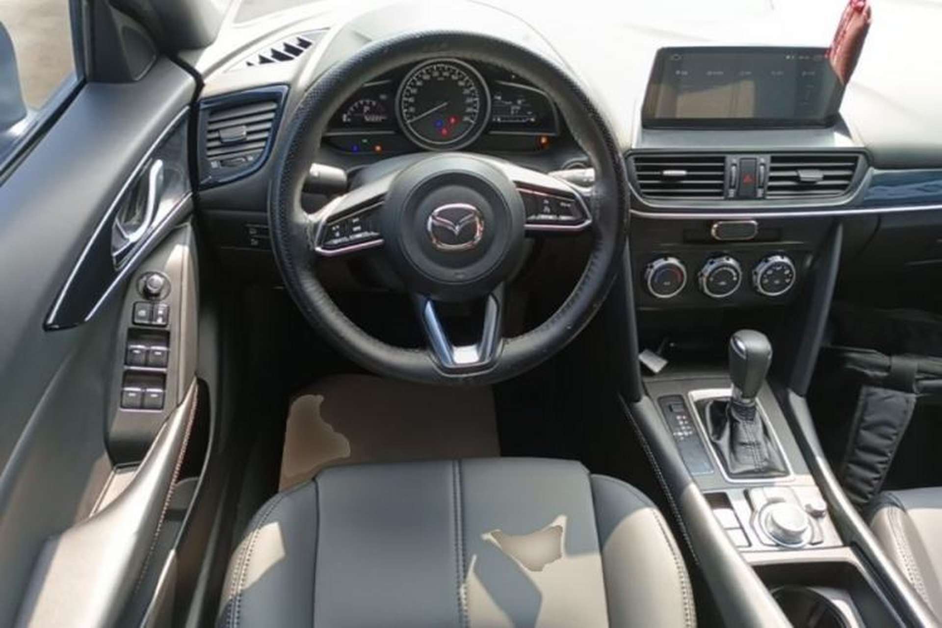 Used Mazda CX-4 2021 2.0L Automatic Two-Wheel Drive Blue Sky Dynamic Edition Steering Wheel