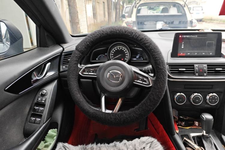Used Mazda CX-4 2021 2.0L Automatic Two-Wheel Drive Blue Sky Dynamic Edition Steering Wheel