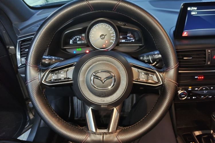 Used Mazda CX-4 2021 2.0L Automatic Two-Wheel Drive Blue Sky Dynamic Edition Steering Wheel