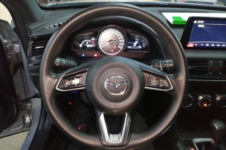Used Mazda CX-4 2021 2.0L Automatic Two-Wheel Drive Blue Sky Dynamic Edition Steering Wheel