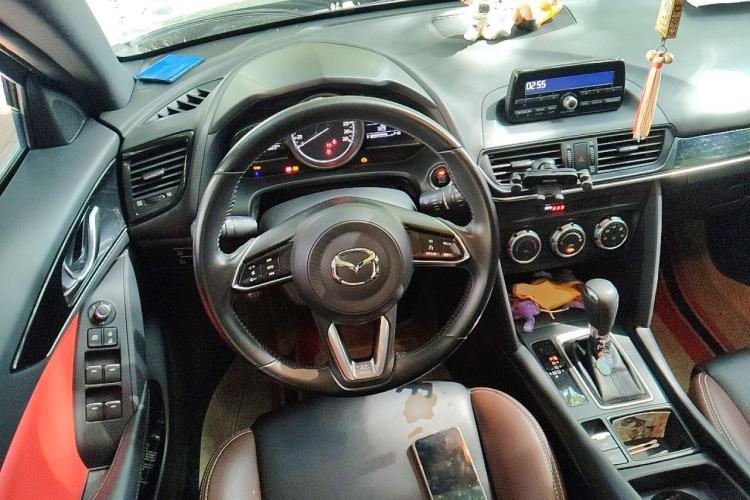 Used Mazda CX-4 2021 2.0L Automatic Two-Wheel Drive Blue Sky Dynamic Edition Steering Wheel