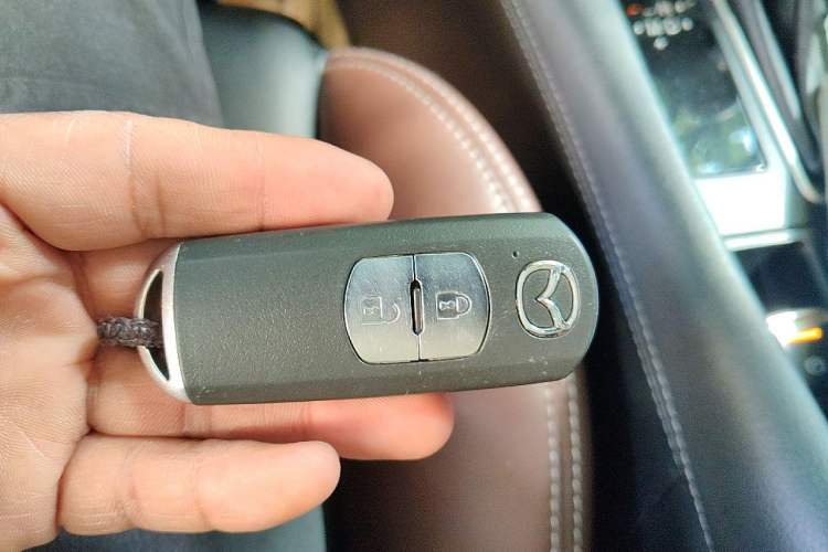 Used Mazda CX-4 2021 2.0L Automatic Two-Wheel Drive Blue Sky Dynamic Edition Vehicle Key