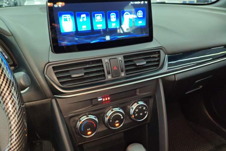 Used Mazda CX-4 2021 2.0L Automatic Two-Wheel Drive Blue Sky Dynamic Edition Audio And AC Panel