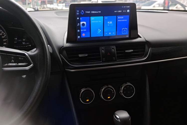 Used Mazda CX-4 2021 2.0L Automatic Two-Wheel Drive Blue Sky Dynamic Edition Audio And AC Panel