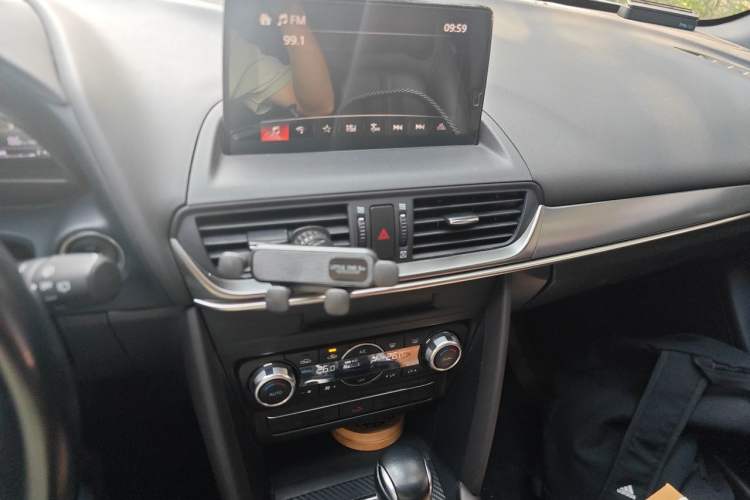 Used Mazda CX-4 2021 2.0L Automatic Two-Wheel Drive Blue Sky Luxury Edition Audio And AC Panel
