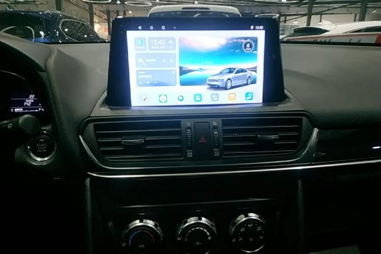 Used Mazda CX-4 2021 2.0L Automatic Two-Wheel Drive Blue Sky Dynamic Edition Audio And AC Panel