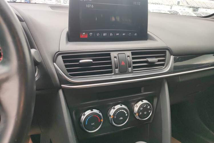 Used Mazda CX-4 2021 2.0L Automatic Two-Wheel Drive Blue Sky Dynamic Edition Audio And AC Panel