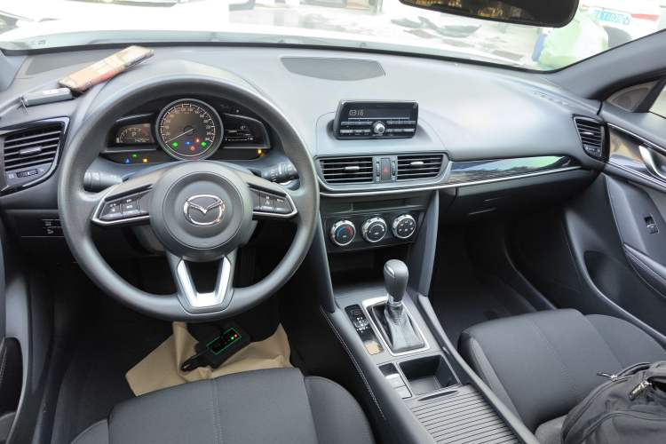 Used Mazda CX-4 2021 2.0L Automatic Two-Wheel Drive Blue Sky Dynamic Edition Audio And AC Panel