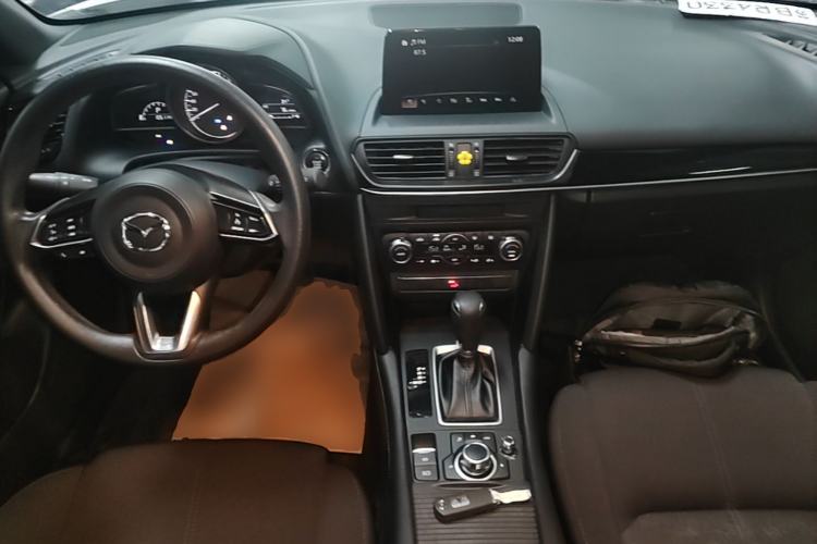 Used Mazda CX-4 2021 2.0L Automatic Two-Wheel Drive Blue Sky Exploration Edition Center Console