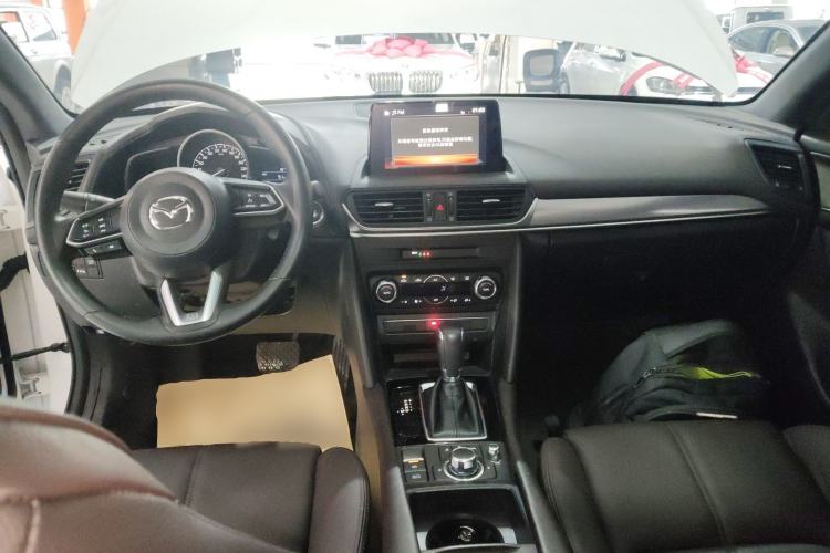 Used Mazda CX-4 2021 2.0L Automatic Two-Wheel Drive Blue Sky Luxury Edition Center Console