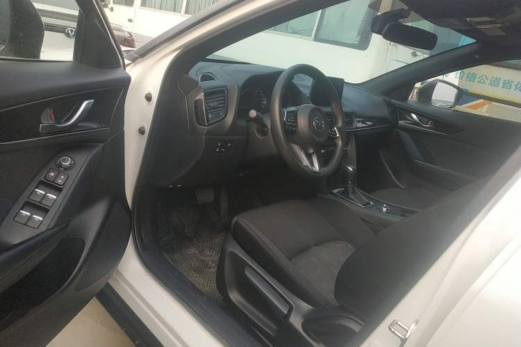 Used Mazda CX-4 2021 2.0L Automatic Two-Wheel Drive Blue Sky Exploration Edition Driver Seat