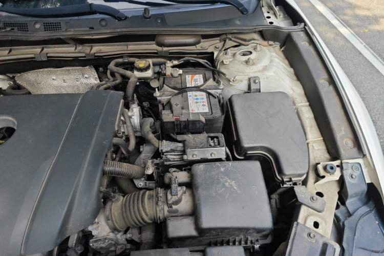 Used Mazda CX-4 2021 2.0L Automatic Two-Wheel Drive Blue Sky Luxury Edition Engine Bay Left