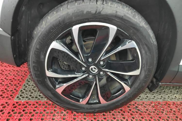 Used Mazda CX-4 2021 2.5L Automatic 2WD Sky-Drive Fun Edition Exterior 5