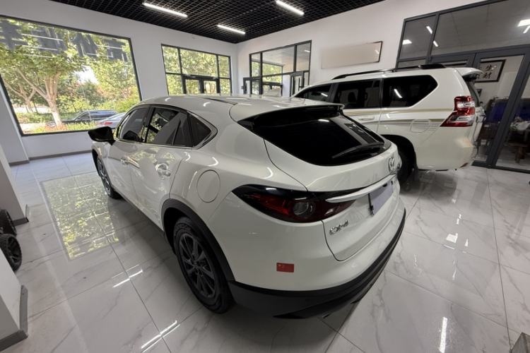 Used Mazda CX-4 2021 2.0L Automatic Two-Wheel Drive Blue Sky Dynamic Edition Exterior 5