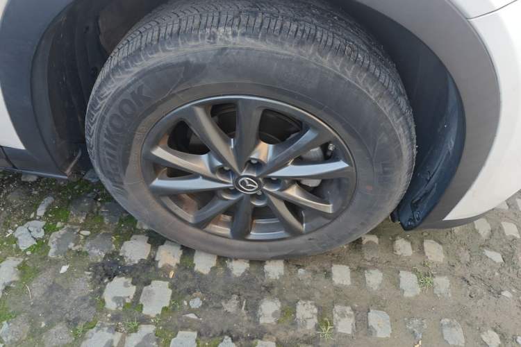 Used Mazda CX-4 2021 2.0L Automatic Two-Wheel Drive Blue Sky Luxury Edition Exterior 7