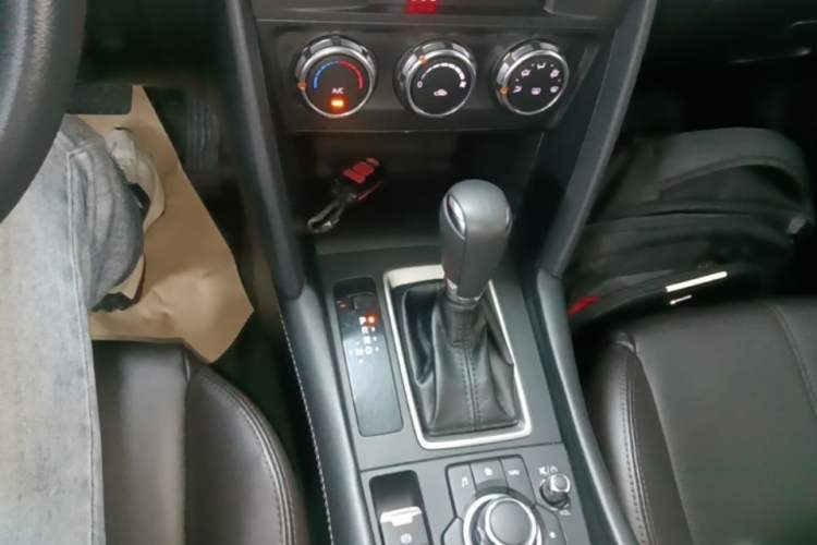 Used Mazda CX-4 2021 2.0L Automatic Two-Wheel Drive Blue Sky Dynamic Edition Gear Lever
