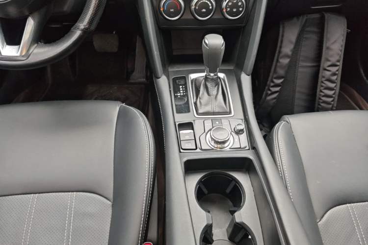 Used Mazda CX-4 2021 2.0L Automatic Two-Wheel Drive Blue Sky Dynamic Edition Gear Lever