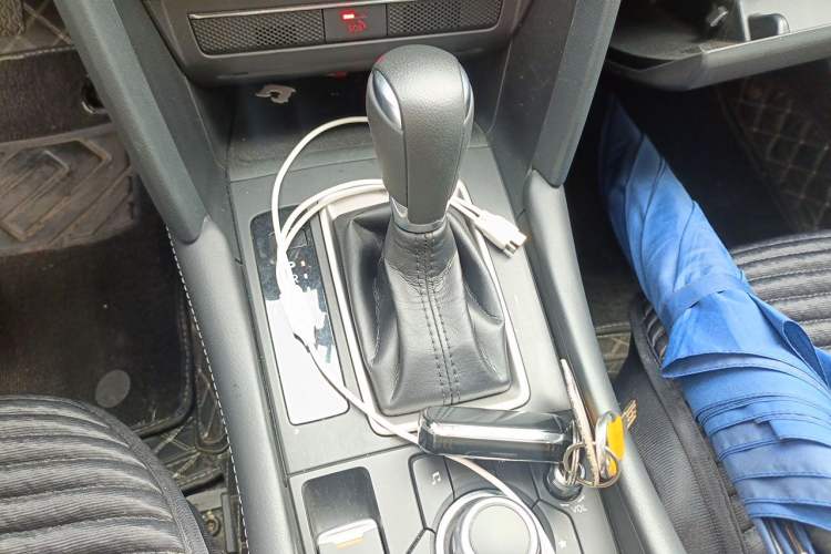 Used Mazda CX-4 2021 2.0L Automatic Two-Wheel Drive Blue Sky Exploration Edition Gear Lever