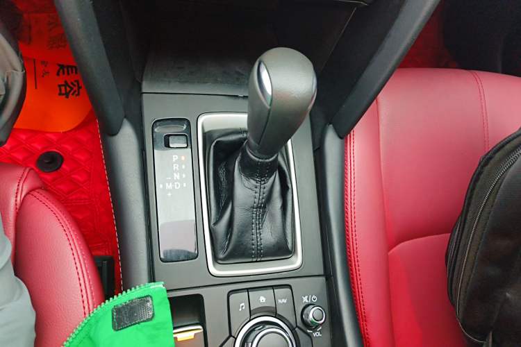 Used Mazda CX-4 2021 2.0L Automatic Two-Wheel Drive Blue Sky Dynamic Edition Gear Lever
