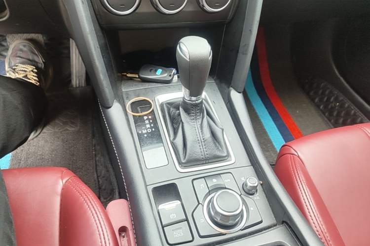 Used Mazda CX-4 2021 2.0L Automatic Two-Wheel Drive Blue Sky Dynamic Edition Gear Lever