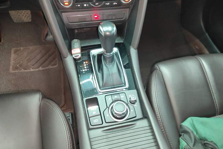 Used Mazda CX-4 2021 2.5L Automatic 2WD Sky-Drive Fun Edition Gear Lever