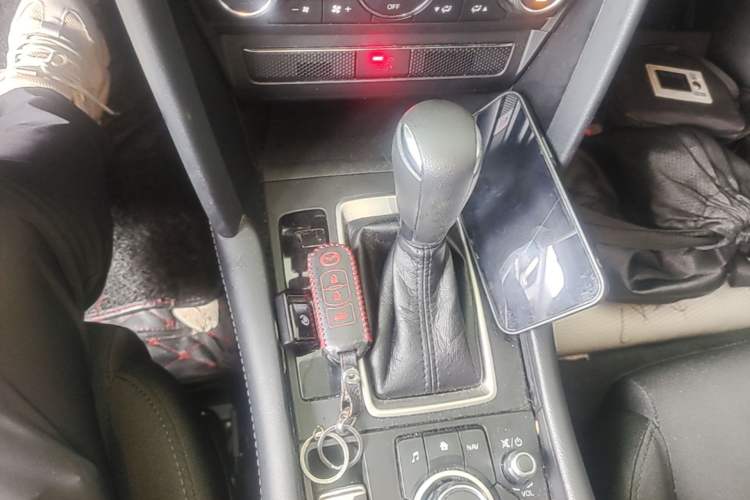 Used Mazda CX-4 2021 2.0L Automatic Two-Wheel Drive Blue Sky Exploration Edition Gear Lever
